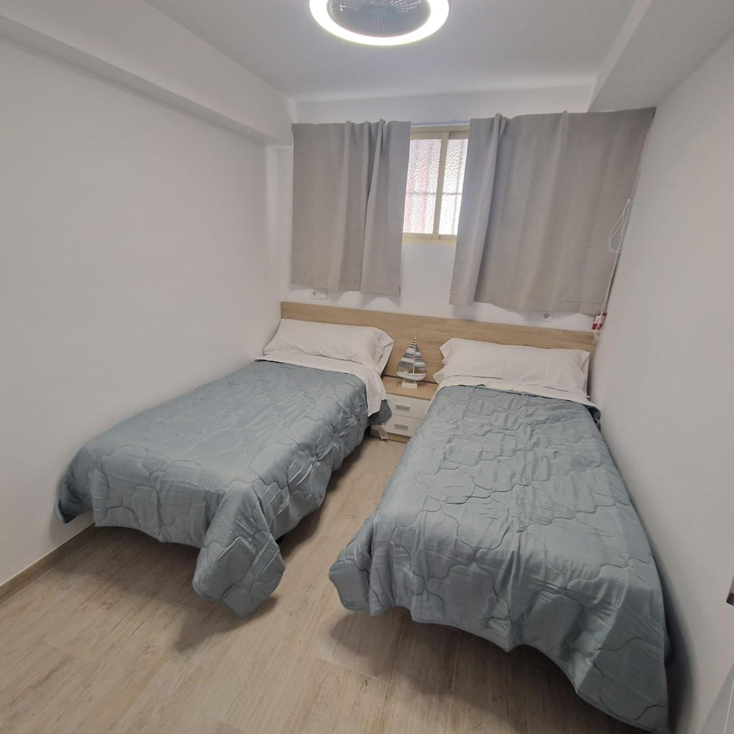 Golden Beach Apartament Benidorm Exterior photo